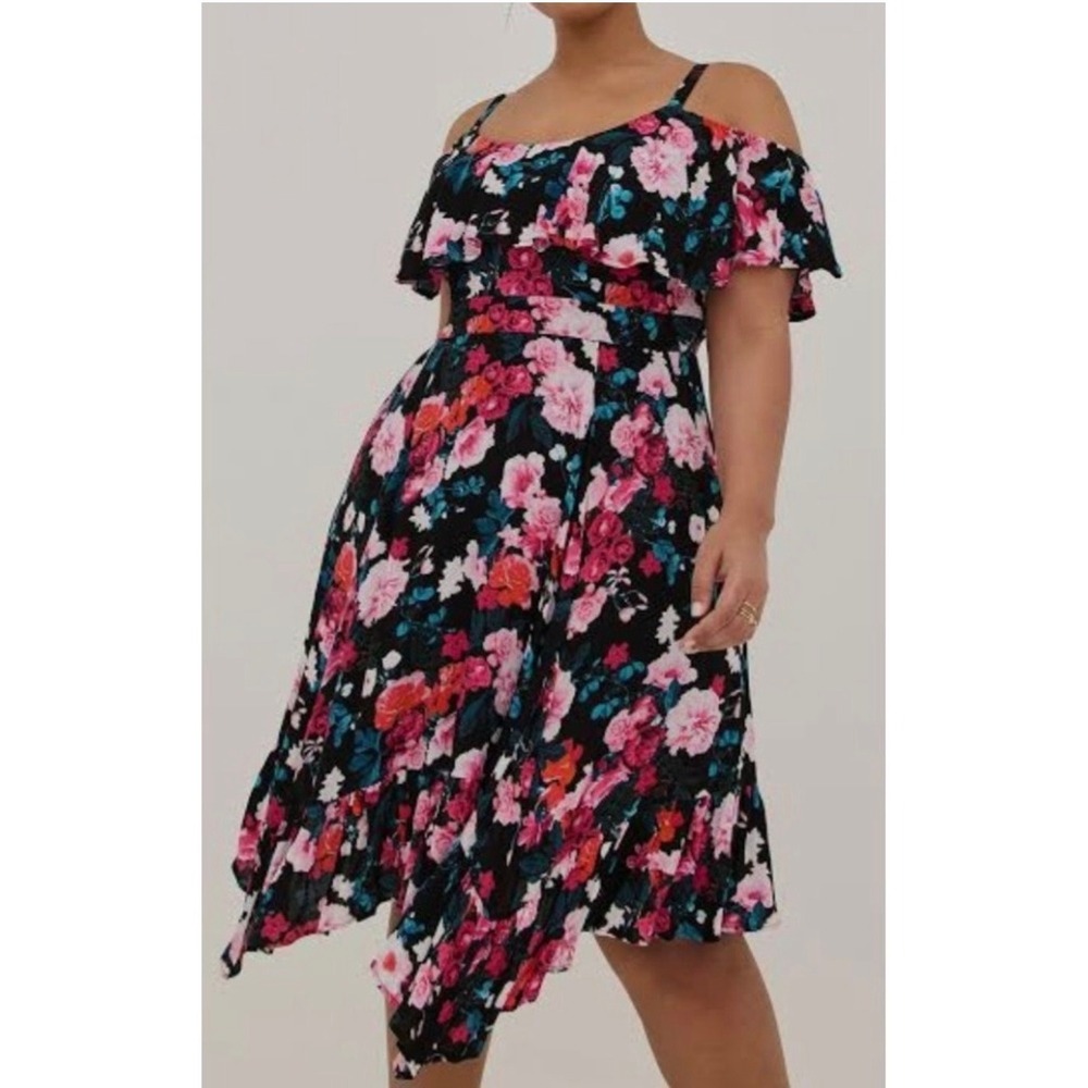 torrid Black Floral Cold-Shoulder Asymmetrical Dress